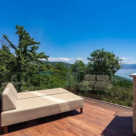 别墅 Altavista - Seaview & Relax With Heated Pool & Minigolf *