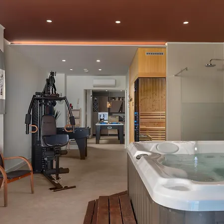 Villa Altavista - Seaview & Relax With Heated Pool & Minigolf
