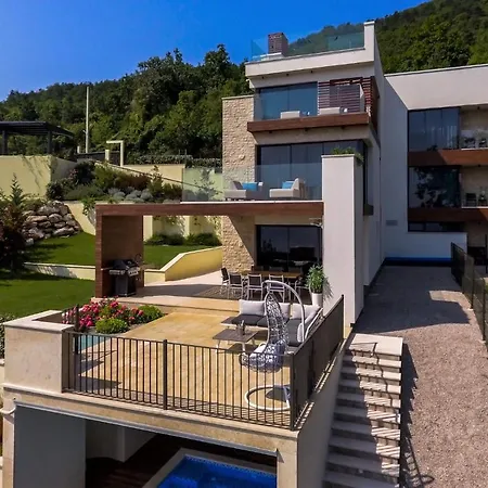 Altavista - Seaview & Relax With Heated Pool & Minigolf Willa *