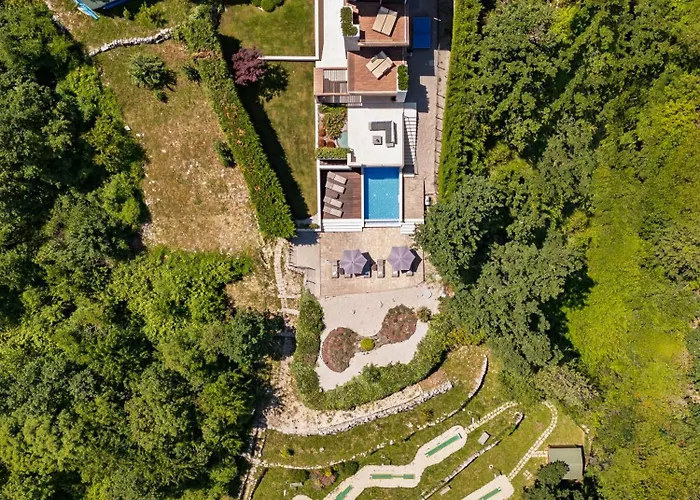 Altavista - Seaview & Relax With Heated Pool & Minigolf * 奥帕提亚