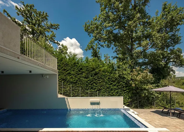 Altavista - Seaview & Relax With Heated Pool & Minigolf * Opatija
