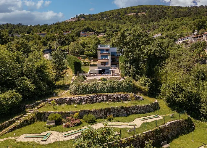 Altavista - Seaview & Relax With Heated Pool & Minigolf 别墅 *