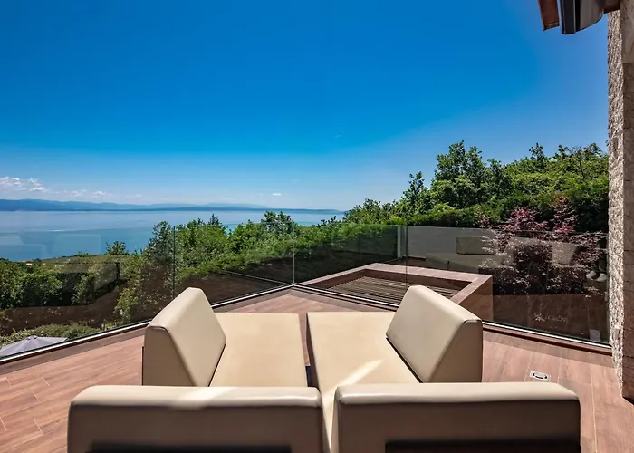 别墅 Altavista - Seaview & Relax With Heated Pool & Minigolf *