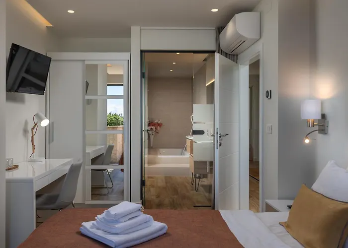 Altavista - Seaview & Relax With Heated Pool & Minigolf Villa Opatija