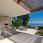 Villa Altavista - Seaview & Relax With Heated Pool & Minigolf Opatija