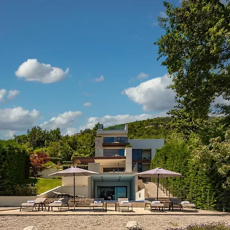 Altavista - Seaview & Relax With Heated Pool & Minigolf Opatija