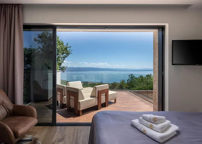 빌라 Altavista - Seaview & Relax With Heated Pool & Minigolf 오파티아