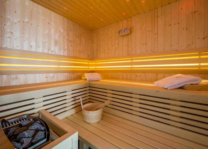 Altavista - Seaview & Relax With Heated Pool & Minigolf 빌라 오파티아